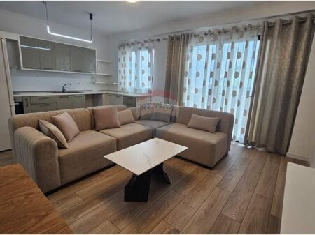 Apartament 2+1 per qira prane Kodra Diellit 1.