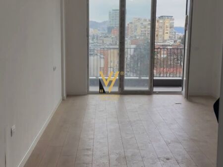 UFFICIO 70 M2 IN AFFITTO IN VIA ELBASAN 59.000 LEKE