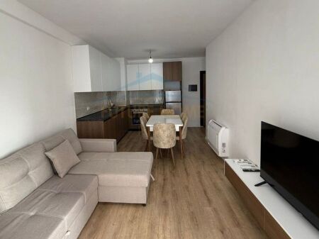 Affitto, Appartamento 2+1+Posto auto, Univers City, Tirane