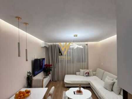 SHITET APARTAMENT 1+1 NE SHKOZE 11.000.000 LEKE