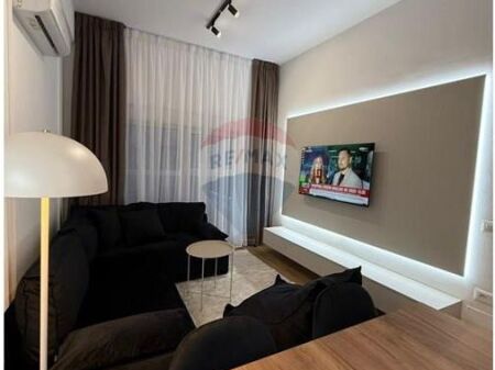 Apartment - For Rent - Mangalem Complex, Tirana 500 €