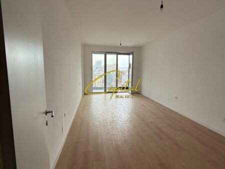 ZYRE ME QIRA 70 M2 RRUGA E ELBASANIT 59.000 LEKE