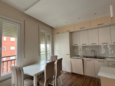 ASTIR APARTAMENT 2+1+2 PER QERA!