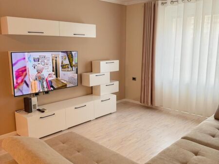 🏠 Jepet me qera apartament ekskluziv  2+1 në 💟 të Tiranës