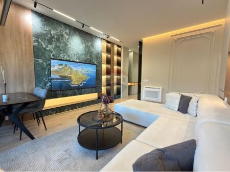 Apartment 2+1 for rent Barrikadave St.