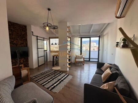 Shitet, Apartament 2+1, Rruga e Elbasanit, Tiranë.