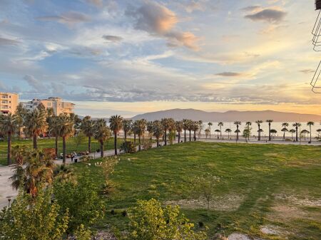 Apartment 1+1 converted into 2+1 for sale – Lungomare, Vlore.