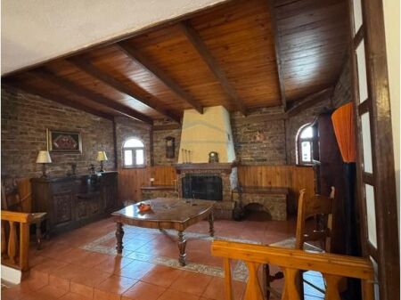 Rent, Penthouse 3+2+2 at Andon Zako Cajupi street, Dinamo Stadium, Tirana.