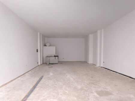 Njësi komerciale me qira në Astir