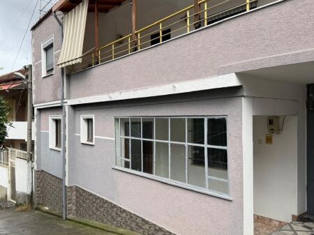 qera: kati 1 i nje vile private,Kombinat