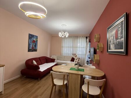 Apartament 1+1+Ballkon mr qira - Rruga e Barrikadave