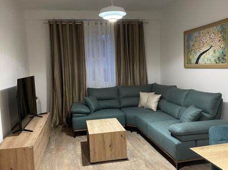 E-88/Laprake per unizkm jepet me qera apartament luksoz 60,000 leke