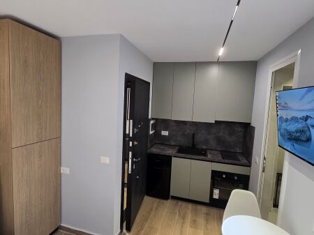 3 Studios+Laundry,Mine Peza!