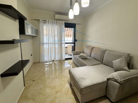 Qera, Apartament 2+1, Unaza e Re.