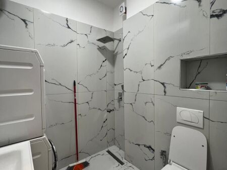 Apartament 1+1, Rruga e Barrikadave!