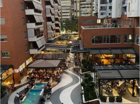 Shitet apartament 2+1 Kompleksi Delijorgji