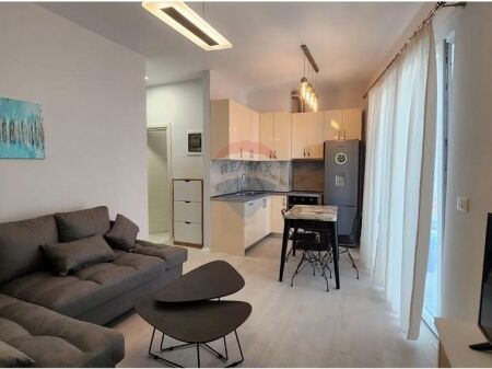 Appartamento Moderno 1+1, in affitto a River R. 1.