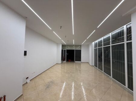 BUSINESS PREMISES FOR RENT BY THE ROAD NEAR THE KAMZA TURN!!