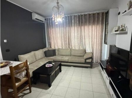 We rent a 1+1 apartment near the airfield! 500 € /Month