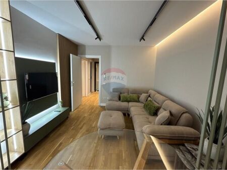 APARTAMENT LUKSOZ 1+1 PER QIRA-KOPSHTI ZOOLOGJIK