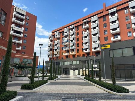 Shitet apartament 2+1+ post parkimi Kompleksi Delijorgji