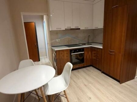 Affitto, Appartamento 2+1, Oxhaku, Tirana.