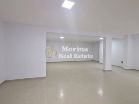 Qera | Ambjent Biznesi | Xhamia e Selitës | 900 €/muaj