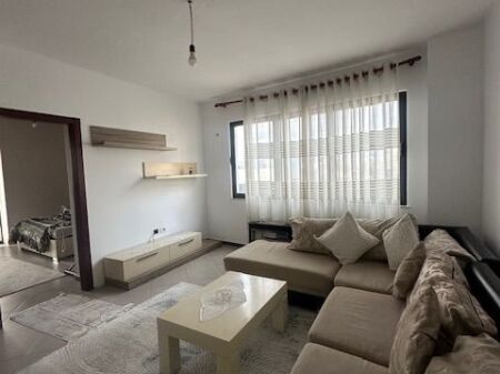 Appartamento 1+1 vicino ad Artistit in Astir con 400€ e sconto