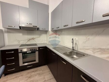 Appartamento in affitto 1+1 in via 3 Deshmoret Yzberisht