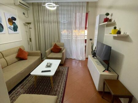 APARTAMENT ME QERA 2+1 BLLOK 80.000 LEKE