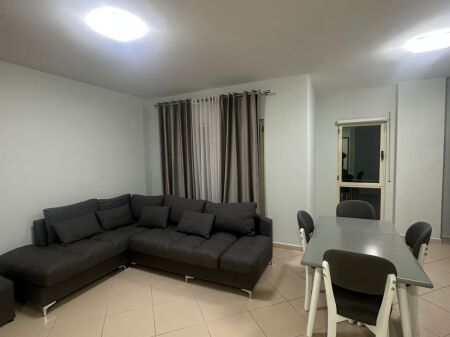 Super appartamento in affitto 2+1+2+balcone