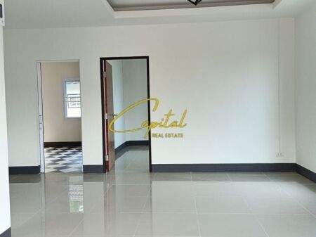 BUSINESS PREMISES FOR SALE 38 M2 SELVIA 13,500,000 LEKE