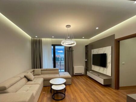 APARTAMENT ME QERA 2+1 FARMACIA 10 85.000 LEKE