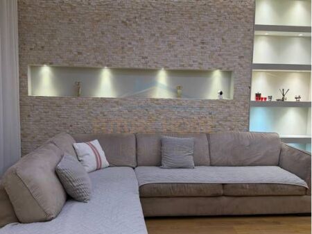 Shitje, Apartament 2+1+2, Qender, Tirane