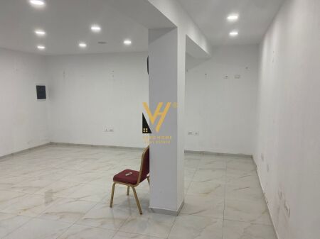 SHOP FOR SALE 48 M2 IN VASIL SHANTO, IRFAN TOMINI 170,000 EURO