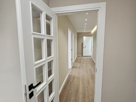 2 + 1 +2 Komuna e Parisit