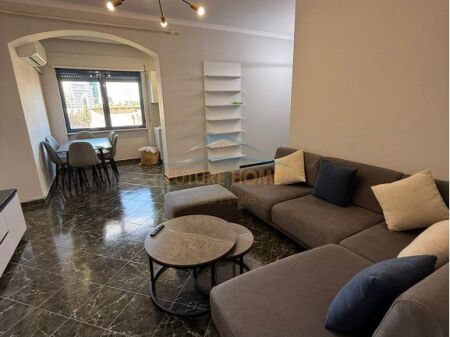 Rent, Apartment 2+1+2, Elbasanit Street, Tirana.