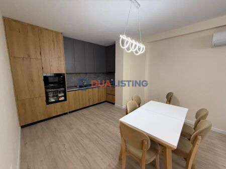 Japim me qira apartament 2+1+2 me verandë dhe post parkimi – Liqeni i Thatë