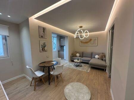 SHITET APARTAMENT 1+1 STACIONI TRENIT 125.000 EURO