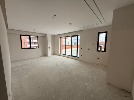 📣 SHITET Apartament 2+1 Me 2 Tualete Dhe Verande 📍 Urban Gate Residence, Astir ✨