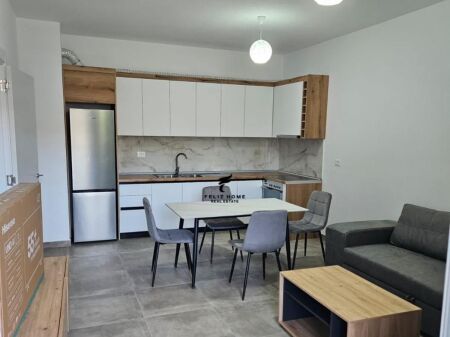 APARTAMENT ME QERA 1+1 UNIVERS CITY 45.000 LEKE