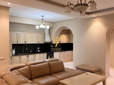 JEPET APARTAMENT 1+1 ME QIRA TE KINEMA AGIMI, BLLOK 800 EURO