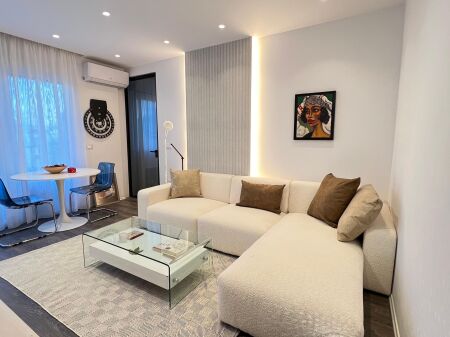 1+1 apartment for rent near the embassy block in Tirana