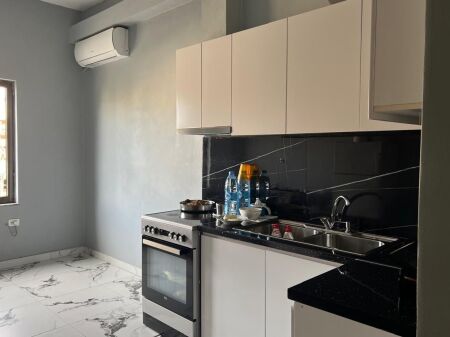 Shitet Apartament 1+1 te Medreseja Tirane