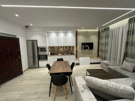 Apartment 1+1 for rent near the Zogu te Zi Roundabout!