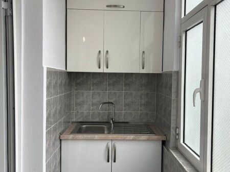 JEPET ME QERA TE XHAMIA E TABAKEVE