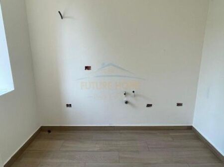 Shitet, Apartament 2+1 , Oxhaku, Tirane