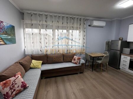 Qera,Apartament 1+1, Oxhaku, Tiranë