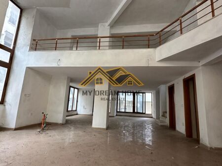 Vendesi Duplex a Shkemb te Kavajes Vije e Dyte me Detin!