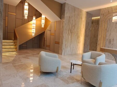 🏢 Ambient Zyre Premium me Qira – Ish Blloku